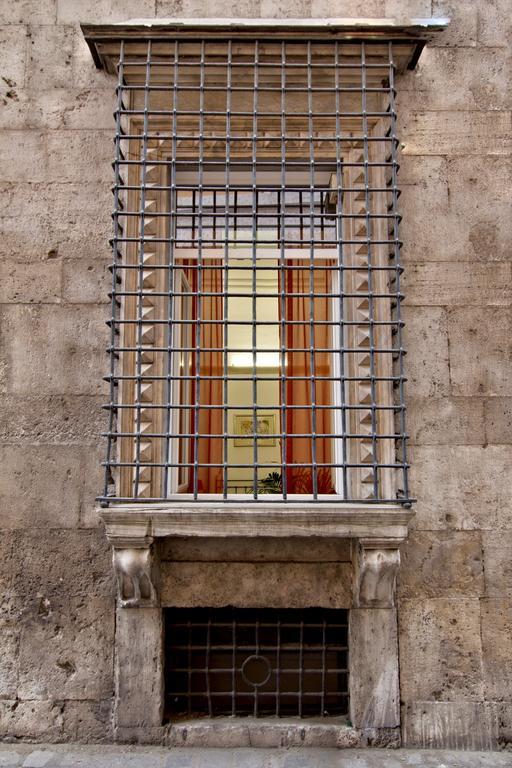 רומא Santacroce Guest House חדר תמונה